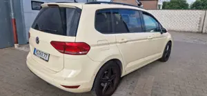 Volkswagen Touran Touran 2.0 TDI SCR DSG Trendline Bild 4