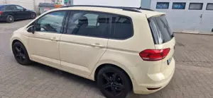 Volkswagen Touran Touran 2.0 TDI SCR DSG Trendline Bild 3