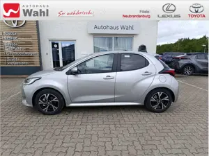 Toyota Yaris 1.5 Hybrid Teamplayer Bild 3