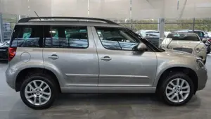 Skoda Yeti Ambition 4x4*AHK*SHZ* Bild 4