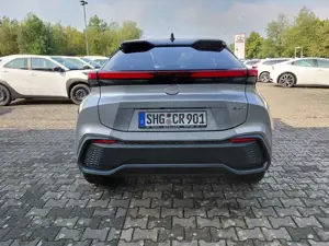 Toyota C-HR 2.0 Hybrid Teamplayer Finanzierung 1,99%* Bild 4