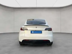 Tesla Model Y Performance Dual Motor AWD Bild 5