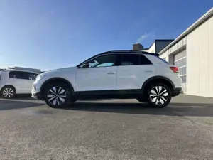 Volkswagen T-Roc 2.0 TDI DSG Life GOAL 185€ m. 20% AnzahlungAHK D Bild 2