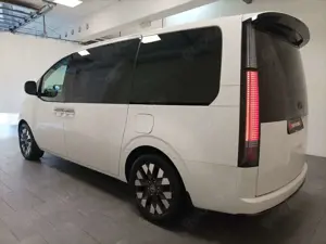 Hyundai STARIA 2.2 CRDi  7Sitzer|Navi|CAM|Tempomat Bild 4