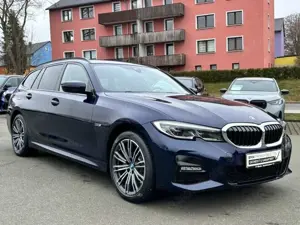 BMW 320 e xDrive Touring M Sport LASER HUD NAVI LCPRO Bild 4