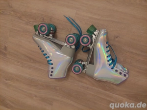 Impala Roller Skates   Holographic   Iridescent   Gr. 39]  