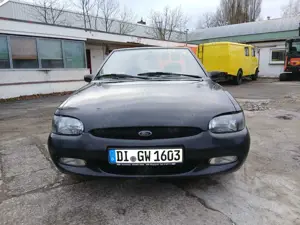 Ford Escort 16V XR3i Cabrio Bild 2