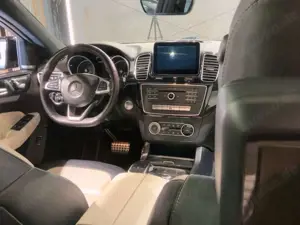 Mercedes-Benz GLE 500 GLE 500 4Matic OrangeArt Edition Bild 2