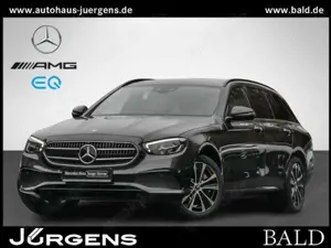 Mercedes-Benz E 300 de 4M T Exclusive/Pano/AHK/HUD/Night/360°