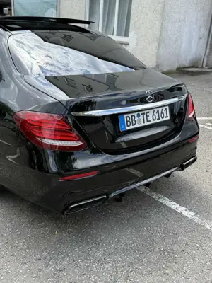 Mercedes-Benz E 350 E 350 d (213.022)