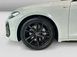 Audi A5 TFSI S-tronic AHK Matrix Einparkh plus Bild 5