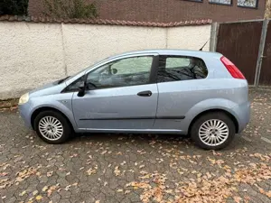 Fiat Punto 1.2 8V Active Clima Bild 1