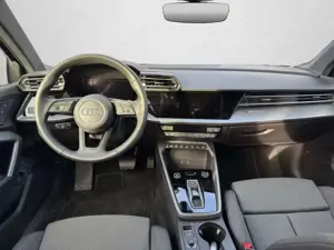 Audi A3 35 TFSI S line S tronic LED NAVI KA Bild 3