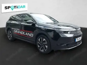 Opel Grandland 1.2 48V Mild-Hybrid GS EU6e KLIMA+ALU+PDC Navi LED Bild 3