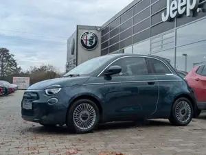 Fiat 500e Komfort Style Paket Ozean Grün
