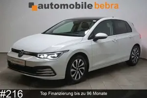 Volkswagen Golf 8 2.0TDI DSG Active Virtual AHK Pano HUD