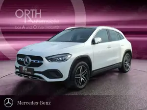 Mercedes-Benz GLA 200 AUT NAVI SHZ PANNO LED PDC PARKASSI AUT