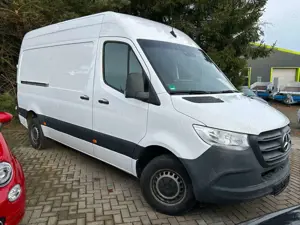 Mercedes-Benz Sprinter 317 RFK Navi SHZ Comfortsitz MBUX GRA Holz MWST.