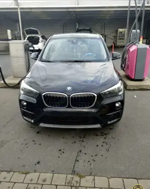 BMW X1 sDrive 18i 140 ch