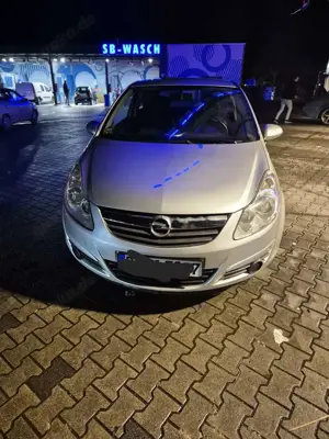 Opel Corsa 1.2 16V Easytronic Edition
