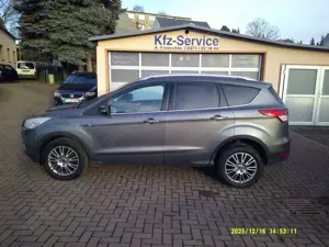 Ford Kuga Titanium   TÜV neu  AHZ  heizb. Frontscheibe