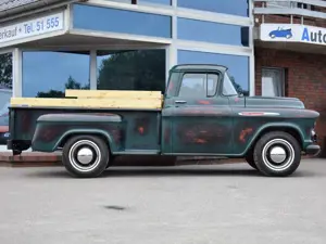 Chevrolet Others Apache 3200 1/2-ton Pick Up 6 - Zylinder Oldtimer Bild 2