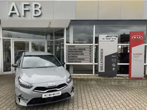 Kia Ceed / cee'd 1.5T Edition 30 SHZ Navi