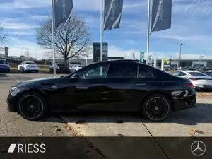 Mercedes-Benz E 300 de AMG Sport Night Distr AHK Pano 20" Bild 3