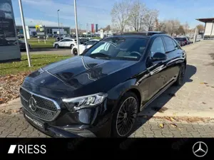 Mercedes-Benz E 300 de AMG Sport Night Distr AHK Pano 20"