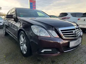 Mercedes-Benz E 250 CDI Avantgarde*BI-XENON*NAVI*ACC*ALU*EURO5 Bild 2
