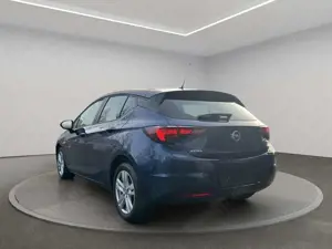Opel Astra Bild 3