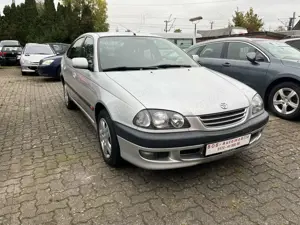 Toyota Avensis Avensis 1.8 linea sol 1-Hand Automatic Klima