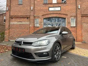 Volkswagen Golf VII Lim. Highline R Line Standheizung