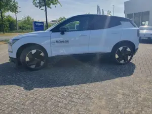 Volvo EX30 Single M. Extended Range RWD Plus Bild 5