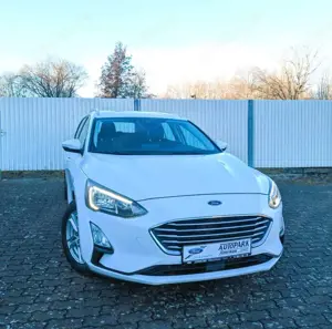 Ford Focus Turnier 1.0 EcoBoost Start-Stopp-System COOLCONNE
