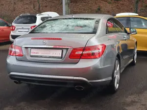 Mercedes-Benz E 350 E350 CGI BlueEfficiency Avantgarde Bi-Xenon Navi Bild 5