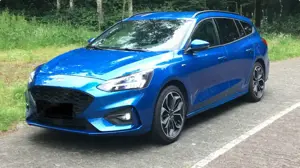 Ford Focus Turnier 1.5 EcoBoost Start-Stopp-System ST-LINE Bild 3