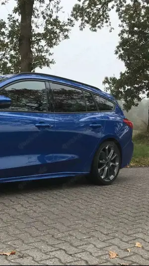 Ford Focus Turnier 1.5 EcoBoost Start-Stopp-System ST-LINE