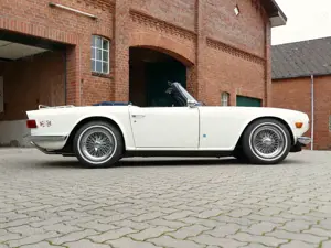 Triumph TR6 Roadster richtig gutes Auto! Bild 5