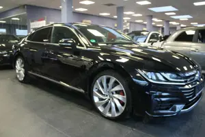 Volkswagen Arteon 2.0 TSI 4-Motion DSG R-Line