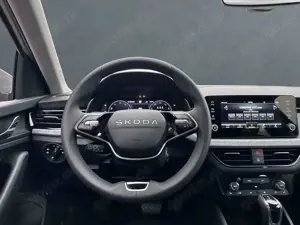 Skoda Scala TOUR 1.0 TSI DSG MATRIX+ACC+PARK-PILOT+SHZ Klima Bild 5