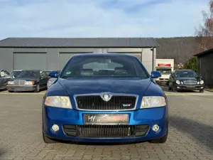 Skoda Octavia RS 2.0 Turbo *Leder*Klima*Race-Blau* Bild 2