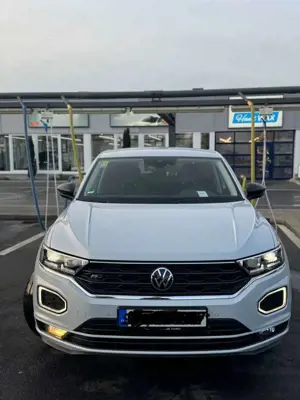 Volkswagen T-Roc 1.5 TSI DSG UNITED (R-Line ab Werk) NAVI AH