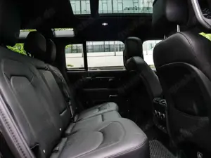 Land Rover Defender 110 X-Dynamic HSE Bild 5