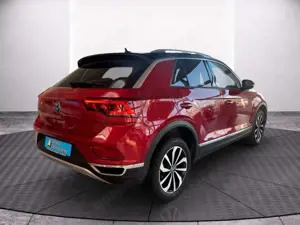 Volkswagen T-Roc 1.5 TSI DSG STYLE IQ.LIGHT NAVI AHK KAMERA Bild 5