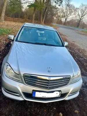 Mercedes-Benz C 200 C 200 CDI DPF (BlueEFFICIENCY) Elegance