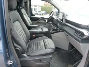 Ford Tourneo Custom Tourneo Custom Bus 320 L1 FWD Bild 4