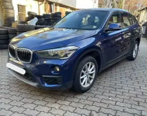 BMW X1 sDrive 18 i Advantage Bild 2