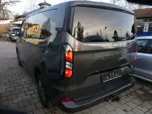 Ford Tourneo Custom 320 L1 Custom Titanium * 4x4 * Automatik * Bild 4