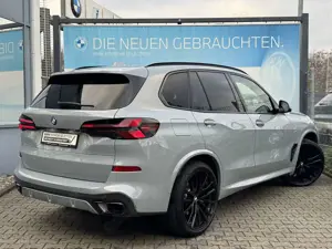BMW X5 xDrive30d M Sport Pro 2-Achs-Luft 22" 7-Sitzer Bild 3